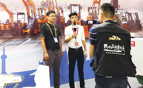 谈球吧体育官网.jpg