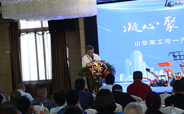谈球吧体育官网.jpg